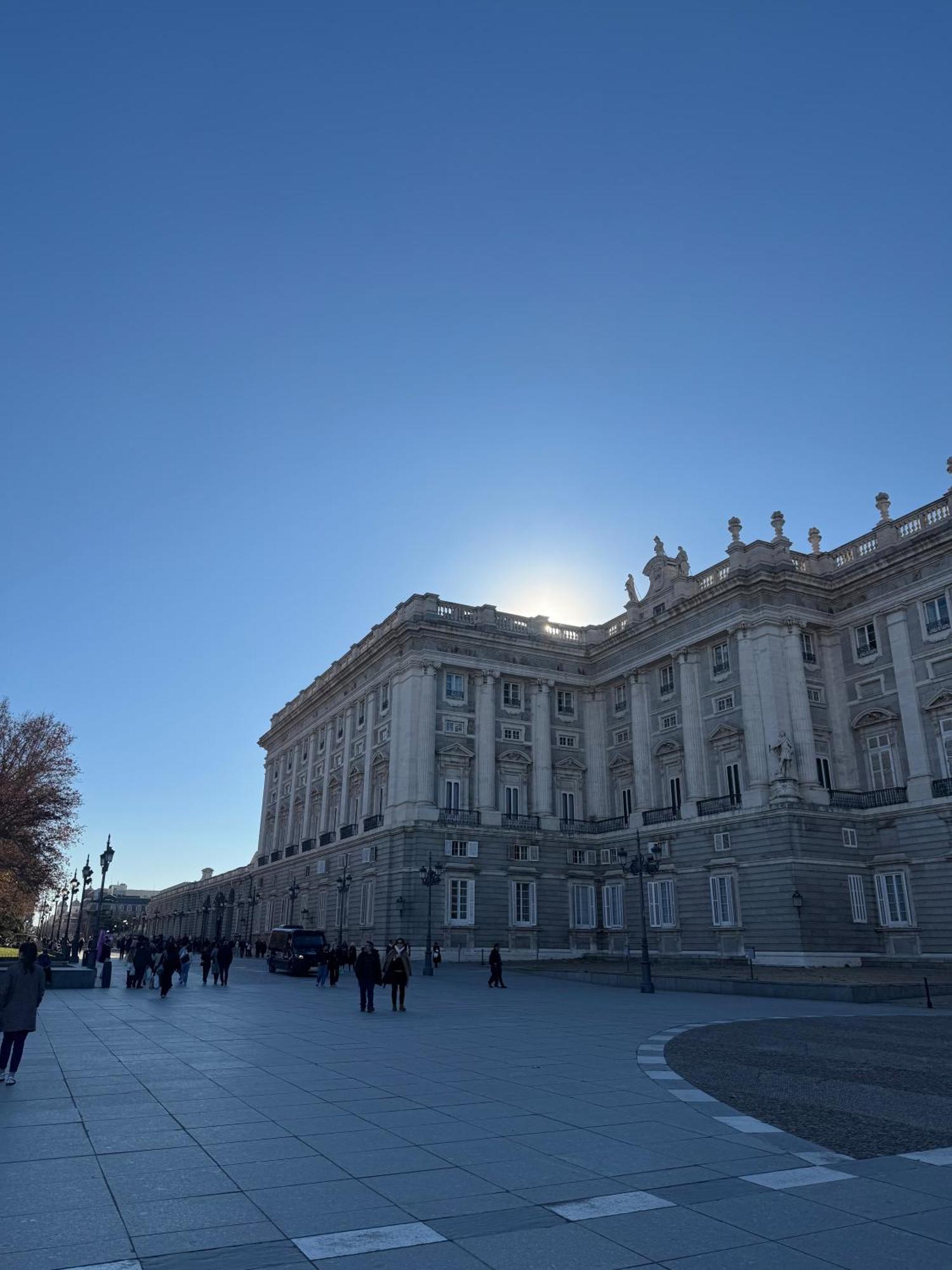 Apartamento Con Patio En Madrid Centro מראה חיצוני תמונה