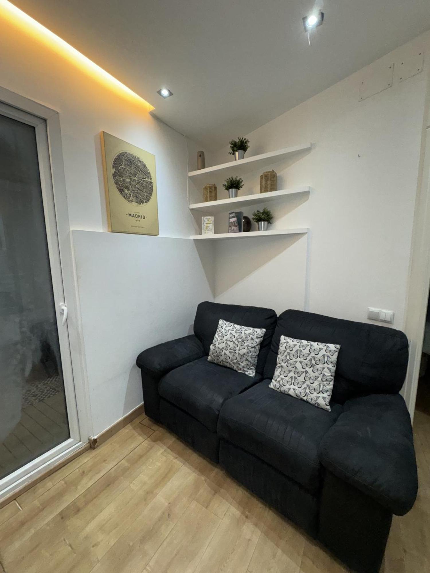Apartamento Con Patio En Madrid Centro מראה חיצוני תמונה